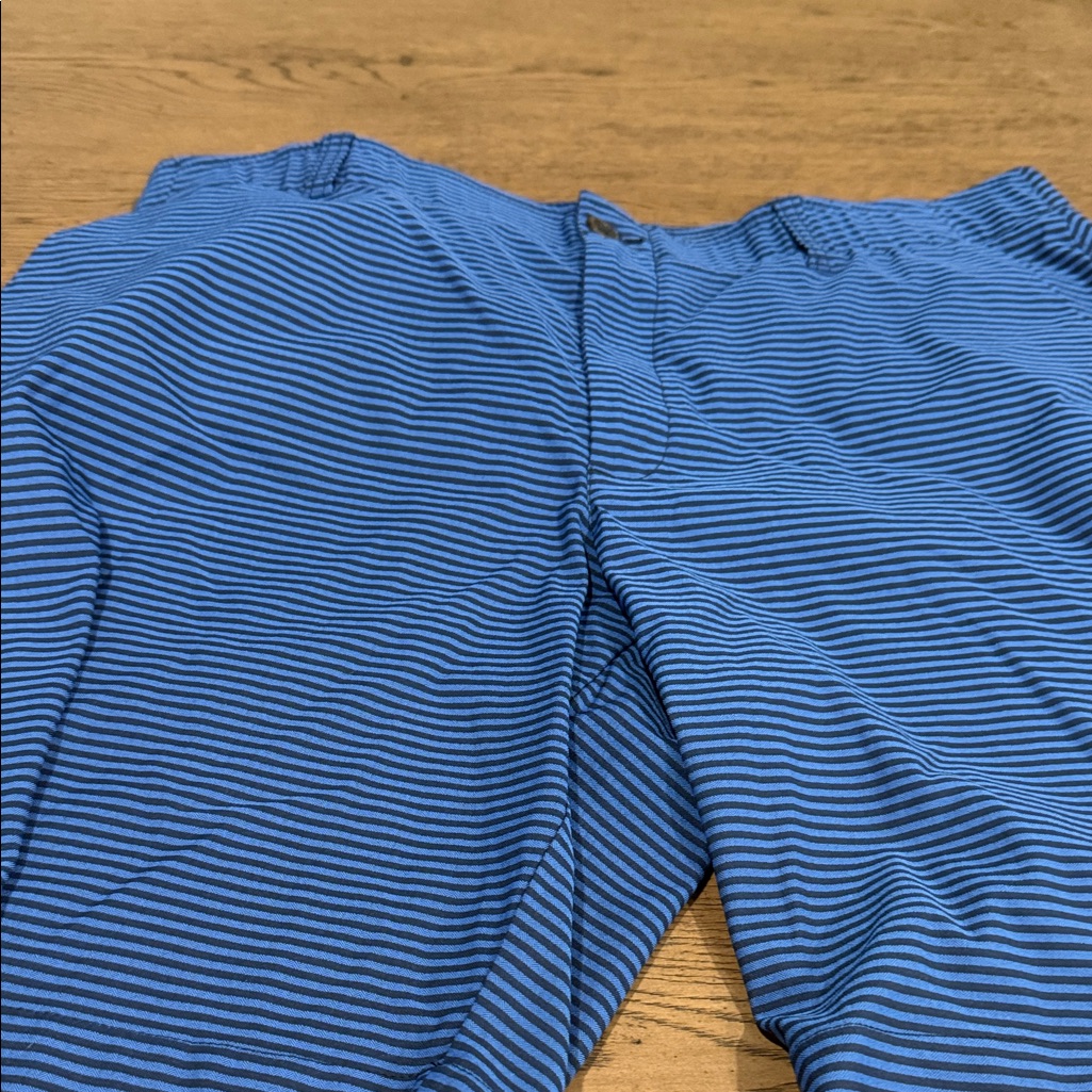 Under Armour Black And Blue Striped Apparel